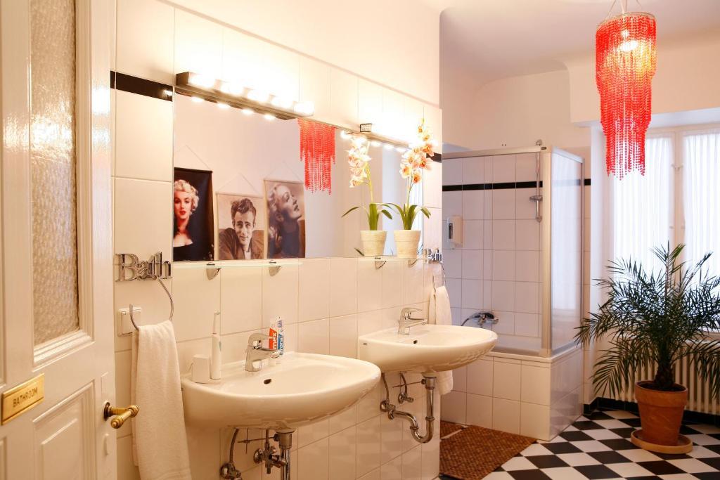 Stars Guesthouse Berlim Quarto foto
